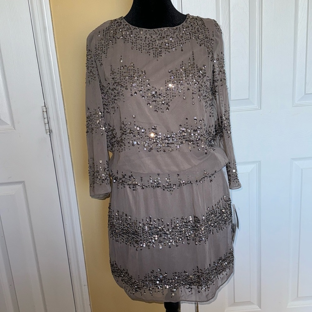 BRAND NEW CAFTAN NEVK SHI DRESS SIZE US(4) WOMENS - Picture 1 of 10